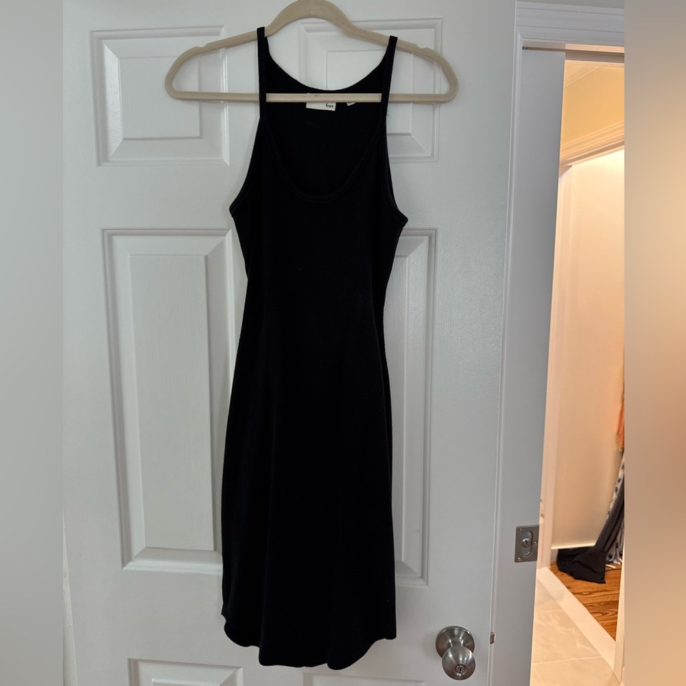 Aritzia Wilfred Free Black Ribbed Dress